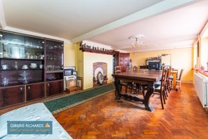 Farm - Dining Room- click for photo gallery